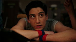 Школьные духи кадр 44 на Эмбликс в Hd