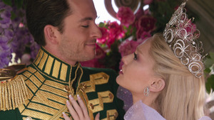 Злая. Часть 2 кадр 187 онлайн-кинотеатр Эмбликс