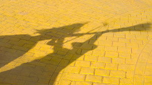 Злая. Часть 2 кадр 126 онлайн-кинотеатр Эмбликс