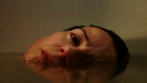 Верни её из мёртвых кадр 18 онлайн-кинотеатр Эмбликс