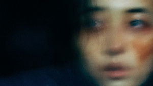 Девушка на грани кадр 3 онлайн-кинотеатр Эмбликс