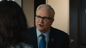 Элла Маккей кадр 13 онлайн-кинотеатр Эмбликс