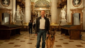 Комиссар Рэкс: Перезапуск кадр 2 на Эмбликс в Hd