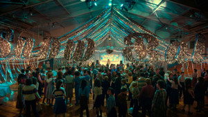 Очень странные дела кадр 249 на Эмбликс в Hd