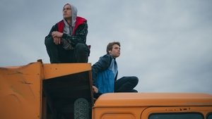 Кончится лето кадр 1 онлайн-кинотеатр Эмбликс