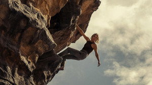 Вершина кадр 10 онлайн-кинотеатр Эмбликс