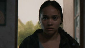 Она не мать кадр 42 онлайн-кинотеатр Эмбликс