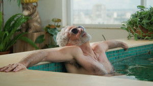 Только хорошее кадр 6 онлайн-кинотеатр Эмбликс