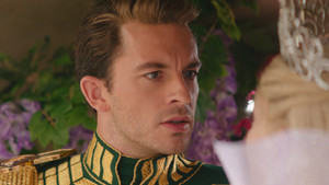 Злая. Часть 2 кадр 125 онлайн-кинотеатр Эмбликс