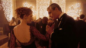 С широко закрытыми глазами кадр 52 онлайн-кинотеатр Эмбликс