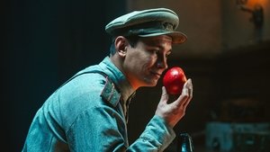 Август кадр 8 онлайн-кинотеатр Эмбликс