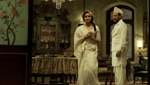 Гангубай Катавади кадр 16 онлайн-кинотеатр Эмбликс