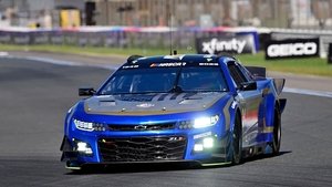 Американский гром: NASCAR в Ле-Мане кадр 3 онлайн-кинотеатр Эмбликс