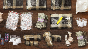 Contraband: Seized at the Border кадр 2 на Эмбликс в Hd