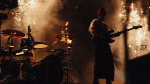 Twenty One Pilots: Больше, чем мы когда-либо представляли кадр 46 онлайн-кинотеатр Эмбликс