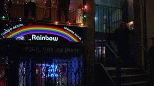 С широко закрытыми глазами кадр 59 онлайн-кинотеатр Эмбликс