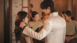 Жена принца XXI века кадр 3 на Эмбликс в Hd