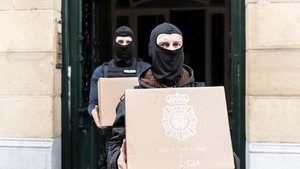 Агент под прикрытием кадр 8 онлайн-кинотеатр Эмбликс