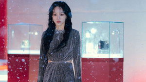 Искусство Сары кадр 16 на Эмбликс в Hd