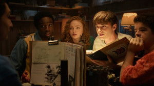 Очень странные дела кадр 238 на Эмбликс в Hd