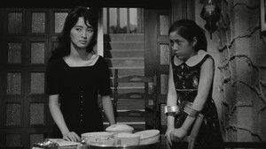 Служанка кадр 9 онлайн-кинотеатр Эмбликс