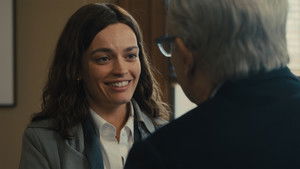 Элла Маккей кадр 30 онлайн-кинотеатр Эмбликс