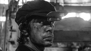 Лимонов. Баллада кадр 16 онлайн-кинотеатр Эмбликс