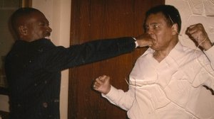 Быть Эдди кадр 9 онлайн-кинотеатр Эмбликс