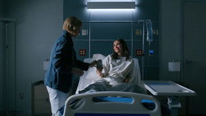 Из многих кадр 33 на Эмбликс в Hd