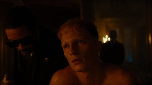 Натиск кадр 72 онлайн-кинотеатр Эмбликс