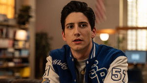 Школьные духи кадр 46 на Эмбликс в Hd