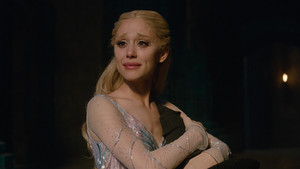 Злая. Часть 2 кадр 102 онлайн-кинотеатр Эмбликс