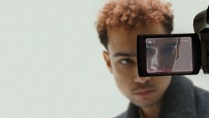 Луркер кадр 1 онлайн-кинотеатр Эмбликс