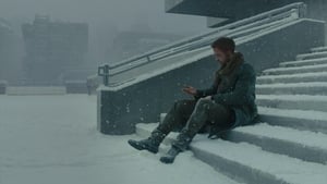 Бегущий по лезвию 2049 кадр 23 онлайн-кинотеатр Эмбликс