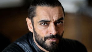 Исчезнувший кадр 8 на Эмбликс в Hd