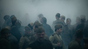 Август кадр 3 онлайн-кинотеатр Эмбликс