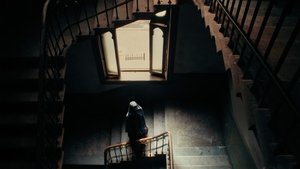 Айша не может улететь кадр 3 онлайн-кинотеатр Эмбликс