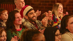 Звезда не того масштаба кадр 7 онлайн-кинотеатр Эмбликс