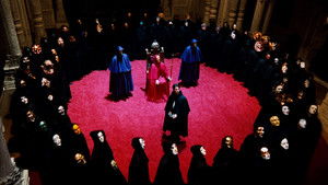 С широко закрытыми глазами кадр 104 онлайн-кинотеатр Эмбликс