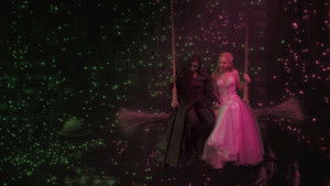 Злая. Часть 2 кадр 234 онлайн-кинотеатр Эмбликс