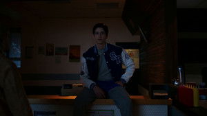 Школьные духи кадр 55 на Эмбликс в Hd