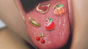 Запретный плод кадр 2 онлайн-кинотеатр Эмбликс