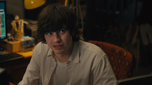 Элла Маккей кадр 19 онлайн-кинотеатр Эмбликс