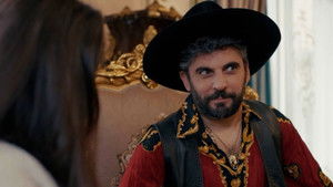 Соседка кадр 6 онлайн-кинотеатр Эмбликс