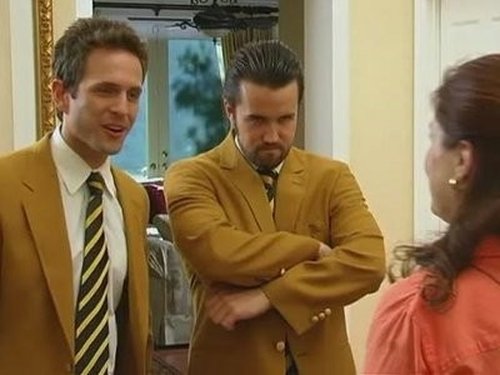 Шайка наваривается на ипотечном кризисе