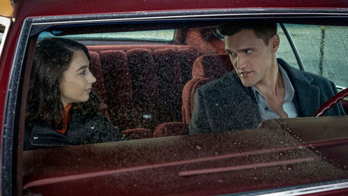 Девушка по имени Сью