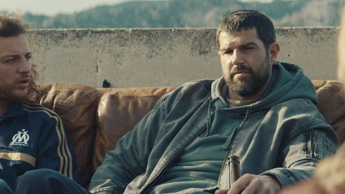 За решеткой